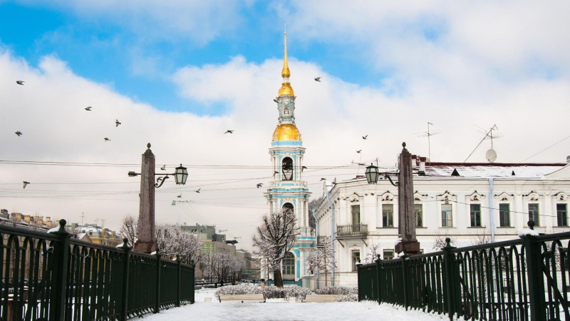 К Петербургу мчится теплый атмосферный фронт