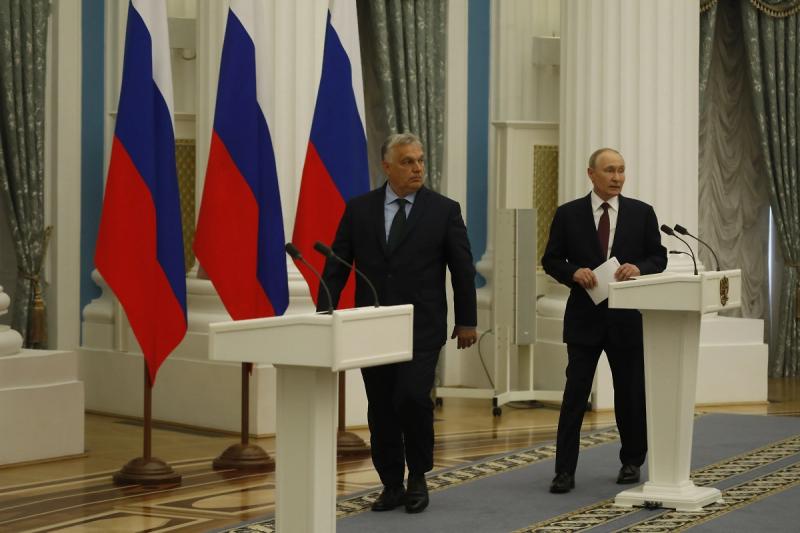 Орбан отправился в Москву на переговоры с Путиным