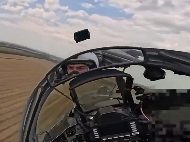 Погоню ракеты РФ за МиГ-29 ВСУ сняли на видео