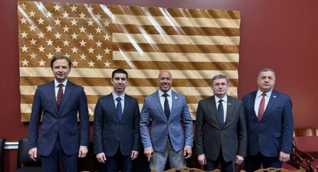Глава МИД Молдавии и&nbsp;спикер парламента просят &laquo;Вашингтонский обком&raquo; о&nbsp;поддержке
