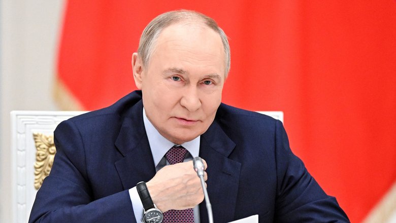 Путин поблагодарил спецслужбы за работу по защите страны в условиях СВО