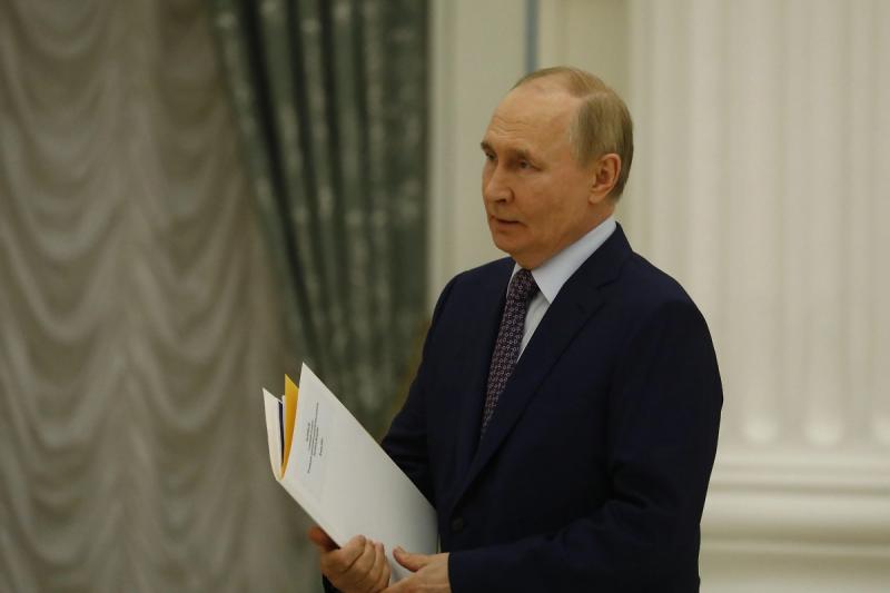 Резервисты встанут на страже критически важных объектов по приказу Путина