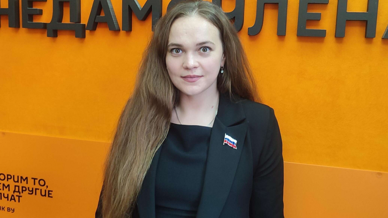 Селюкина: главу разведки Тулси Габбард не любит антироссийский слой в США