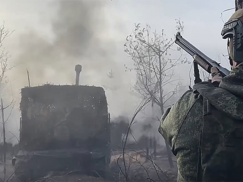 Удары по боевикам ВСУ при попытке прорваться в Купянск сняли на видео