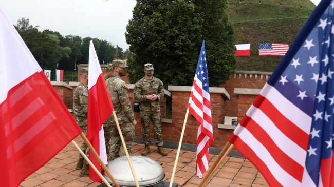В&nbsp;Варшаве праздник: США потратят полмиллиарда долларов на&nbsp;свои базы в&nbsp;Польше