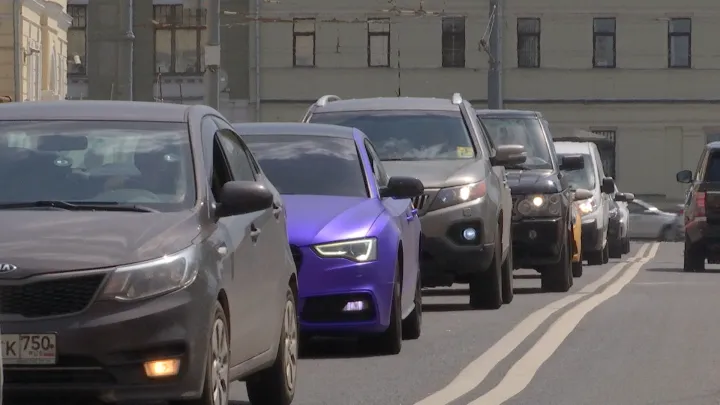 7-бальные пробки накрыли Петербург: движение встало еще днём