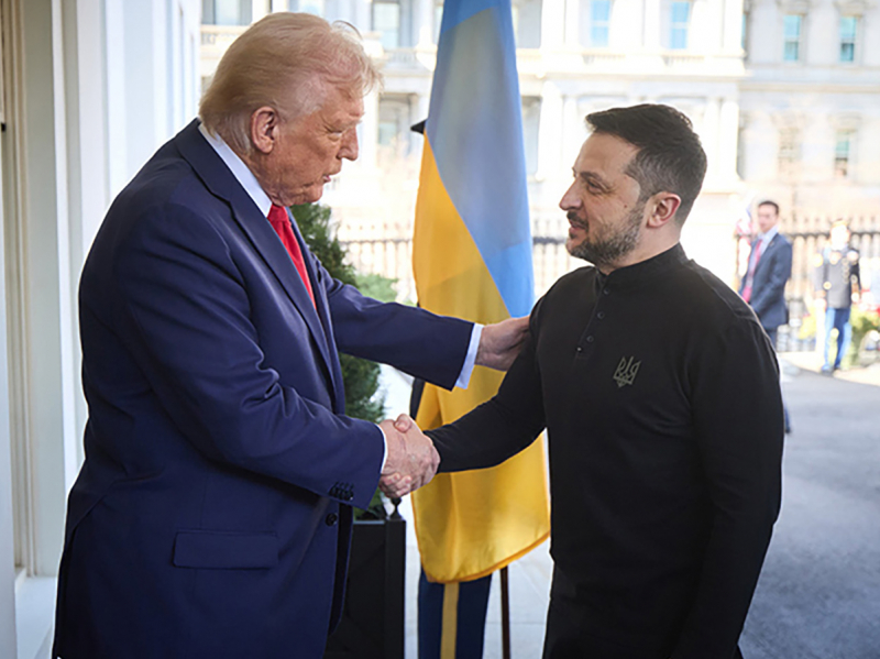 &laquo;Очень хочет личной встречи&raquo;: Трамп отказался общаться с Зеленским в Давосе