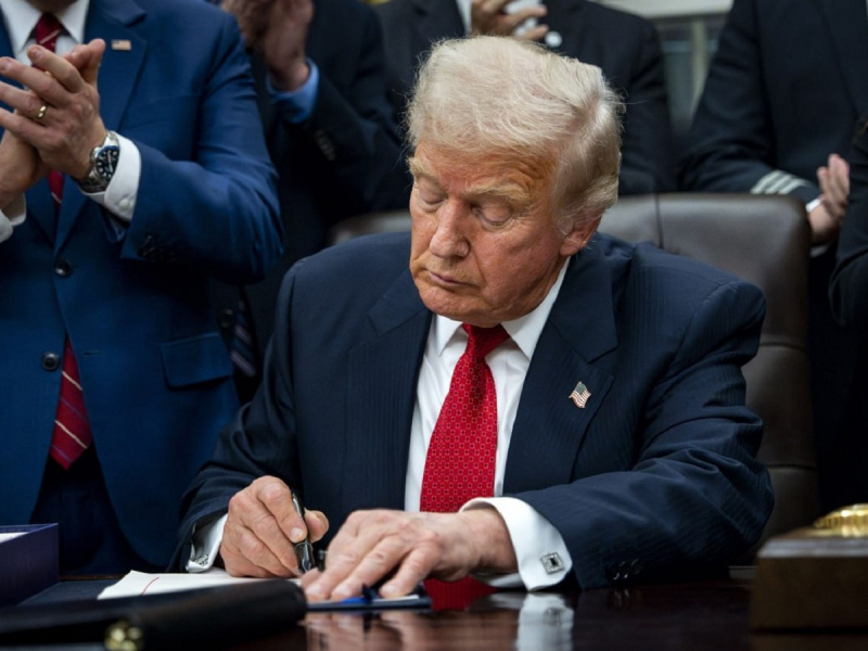 &laquo;Подписал смертный приговор Европе&raquo;: Подоляка раскрыл детали тайного плана Трампа по Украине