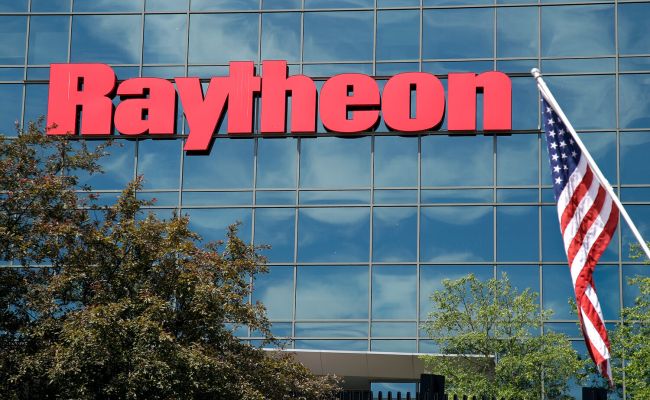 Трамп пригрозил компании Raytheon