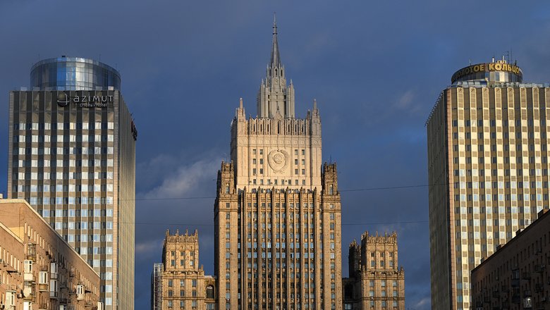 В МИД РФ заявили о &laquo;пробуксовке&raquo; диалога с США по &laquo;раздражителям&raquo;