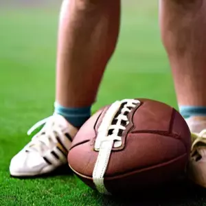 Спортивная грыжа (ААРС) у хоккеистов и футболистов: консервативное лечение против хирургии