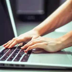 Туннельный синдром у программистов: профилактика боли в запястье без отрыва от клавиатуры